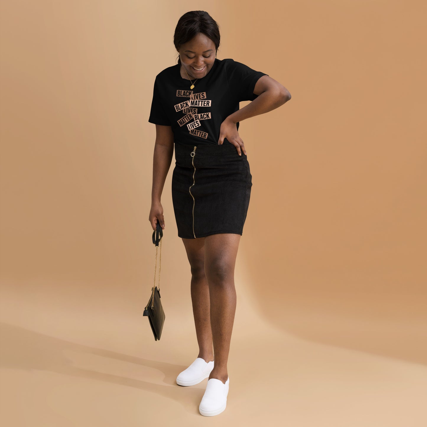 Black woman wearing the Black Lives Matter T shirt