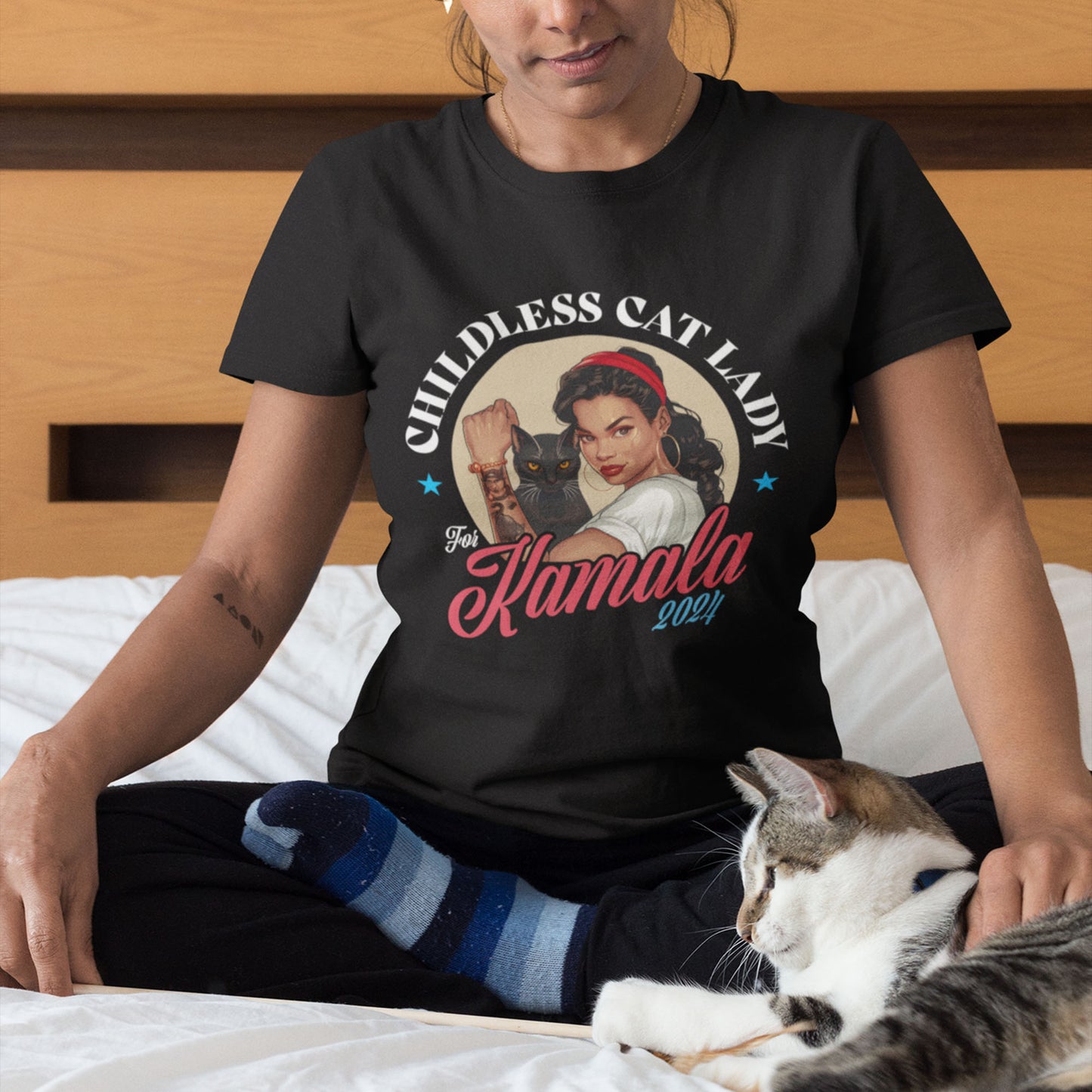 Childless Cat Lady For Kamala Unisex T-shirt